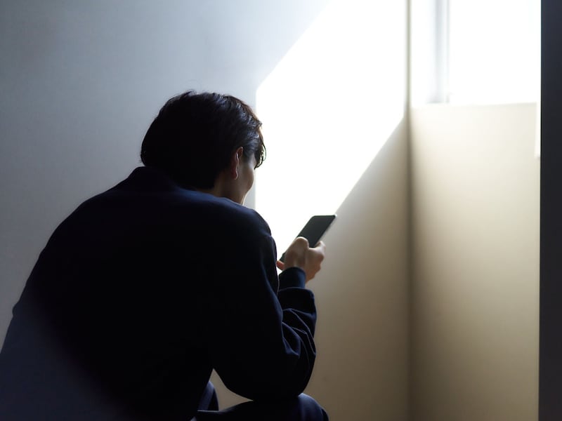 物価高なのに、給料が上がらず苦しい…… ※画像：PIXTA