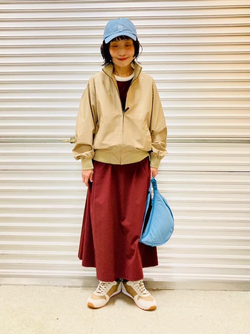 ユニセックスなデザインはテイストを選ばず着まわせます 出典:StyleHint