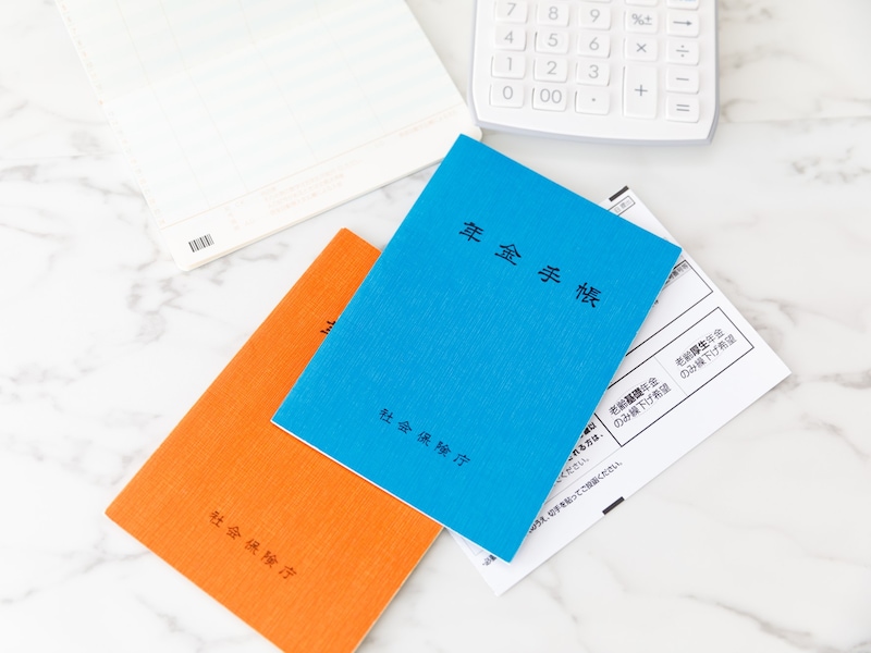 60歳になった場合、『障害老齢年金』をもらえる?(画像:PIXTA)