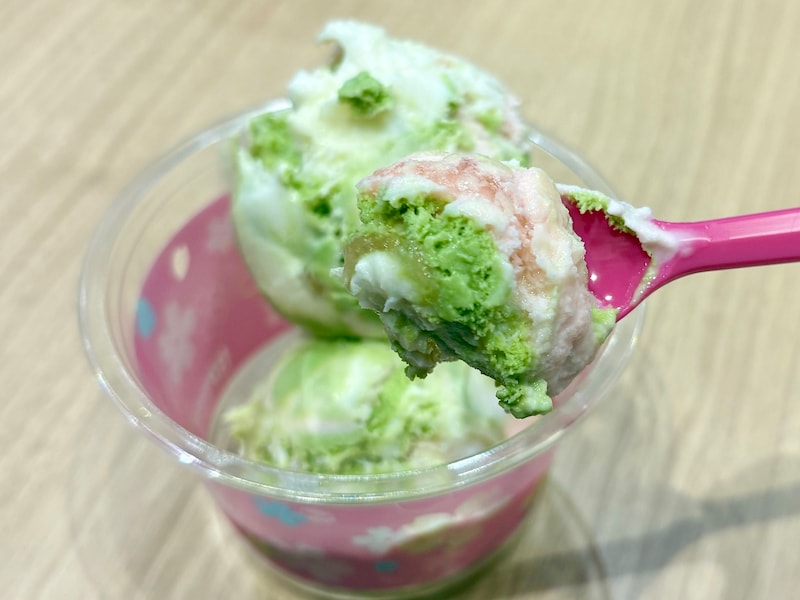 ほかでは出会えない珍しいフレーバーにワクワク。飽きのこない3層のおいしさを満喫できます 