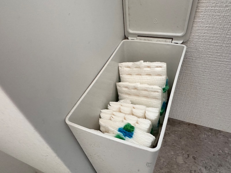 ポリプロピレンごみ箱・角型・ミニ