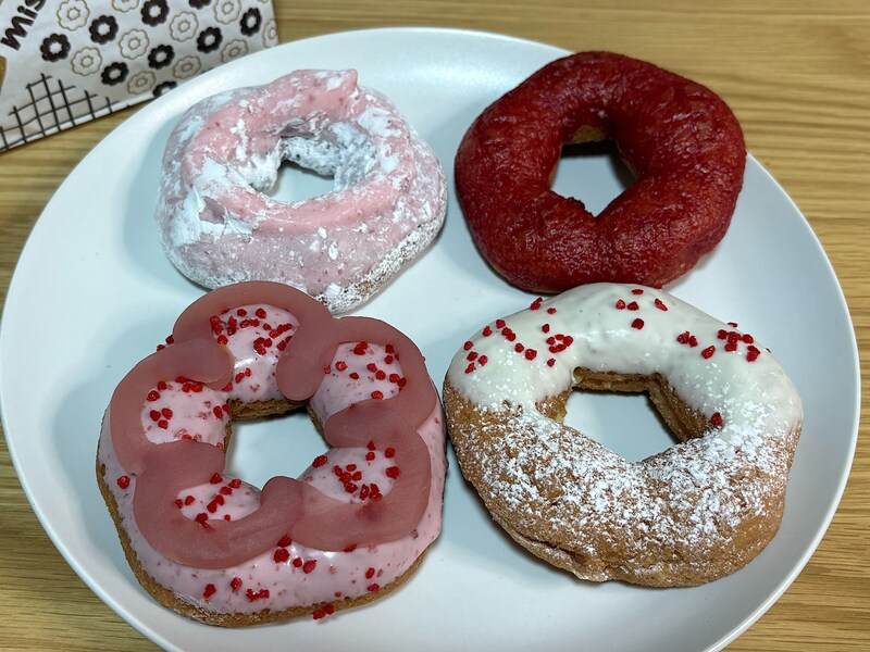 ビジュアルがかわいい！ミスド2026年春の「桜もちっとドーナツ」全4品をご紹介 