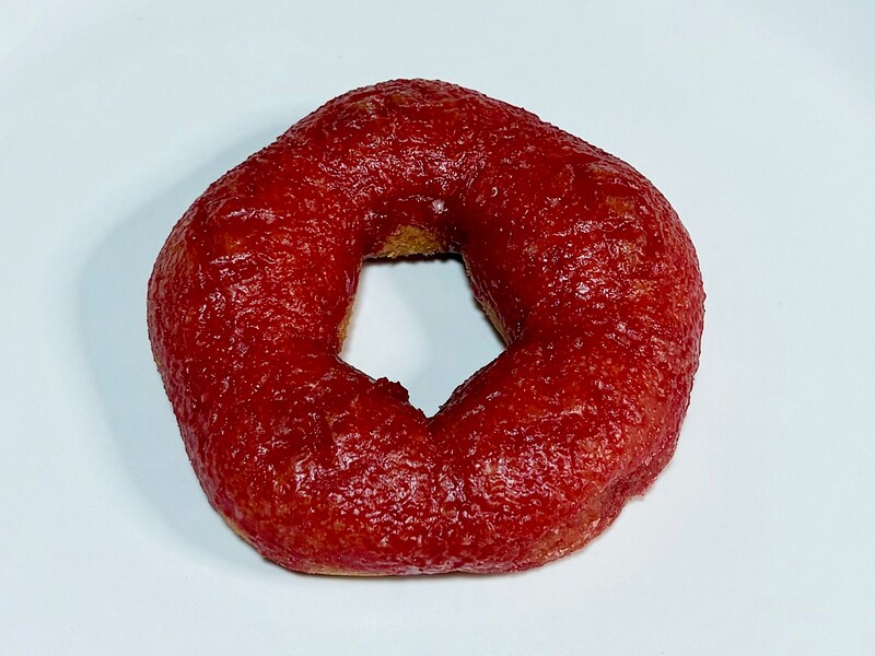 「桜もちっとドーナツ 春かおるいちご風」テイクアウト205円/イートイン209円