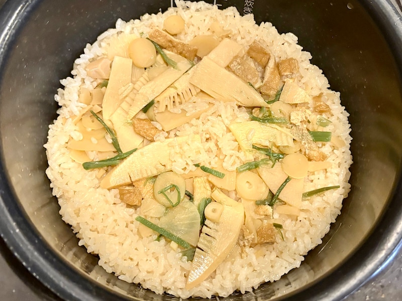 大きくカットされたたけのこがたっぷりと入っていてぜいたく！&nbsp;&nbsp;