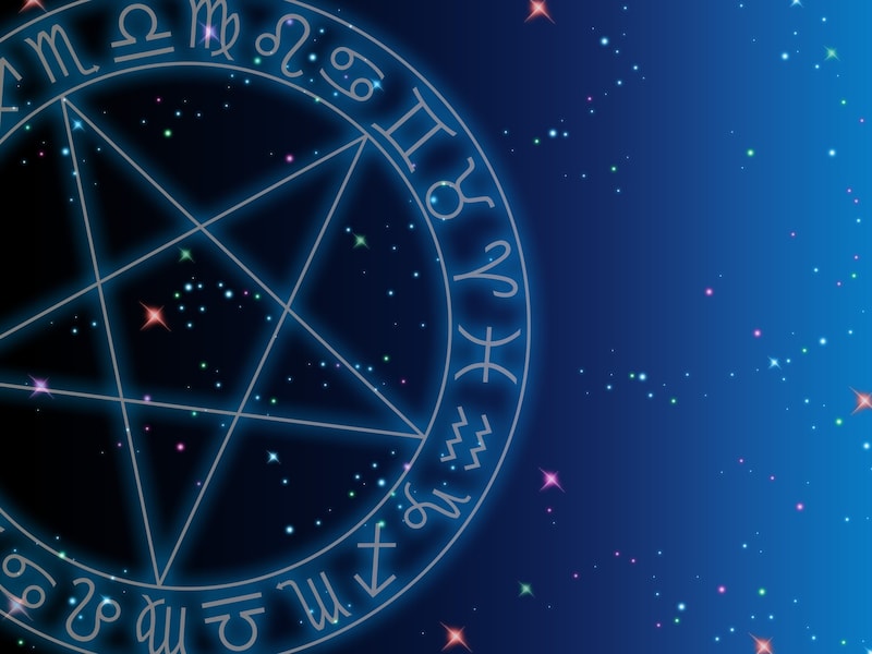 お役立ちのお金情報が得られる時期？（画像：PIXTA）