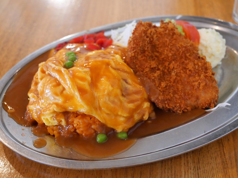 センターグリル「特製浜ランチ」（税込1350円）（筆者撮影）