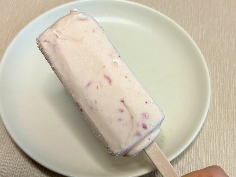濃厚なミルク×完熟いちごのおいしさを楽しめる新作アイスです
