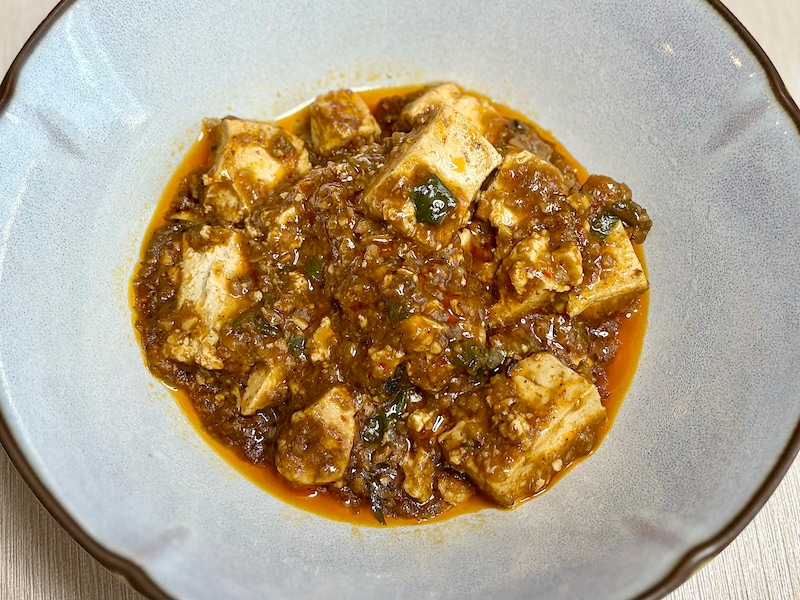 「成城石井自家製 四川山椒ピリ辛麻婆豆腐」604円（税込）  