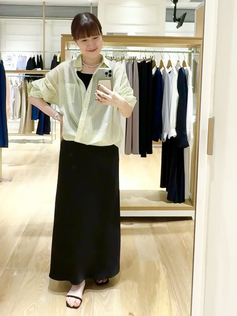 トレンドカラーの淡いイエローをチョイス　出典：WEAR