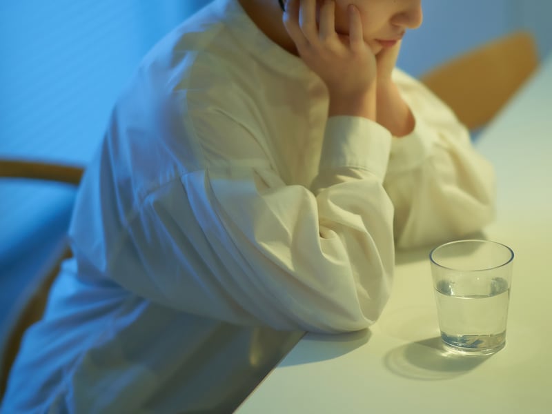 新たな環境でメンタル不調……。どうすればいい？（画像：PIXTA）