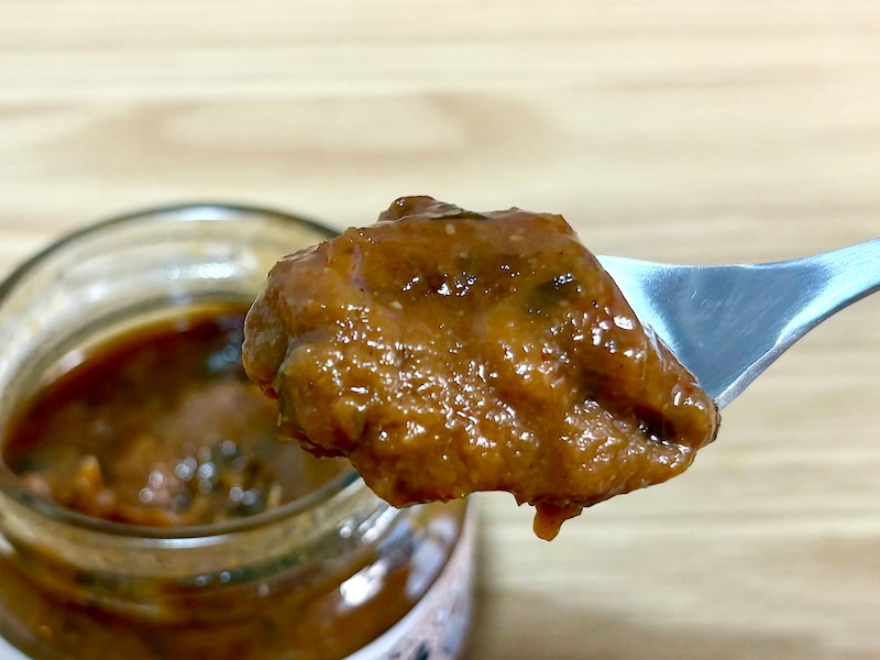 濃厚なみそは、ねぎとかつおだしのうま味が広がります 