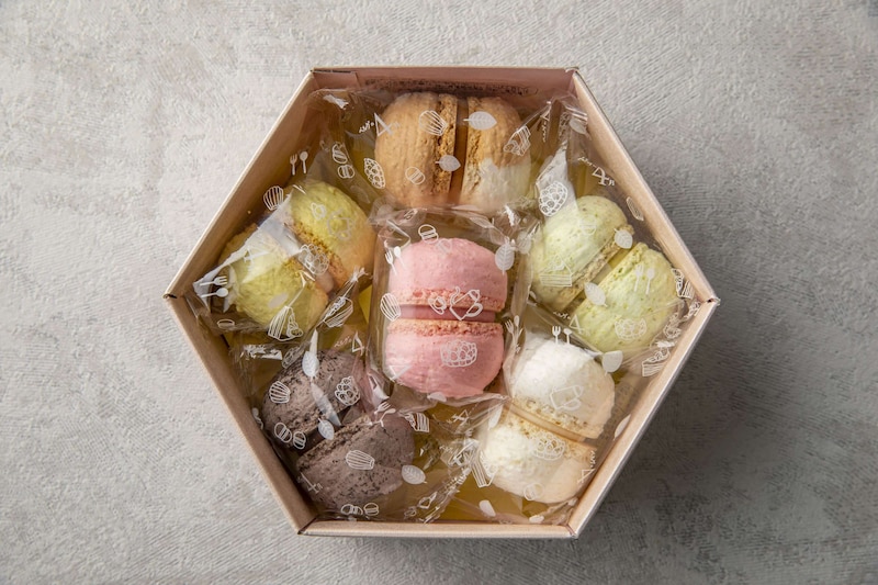 「マカロン 6個入」（税込1800円）　※画像提供／ベルグの4月