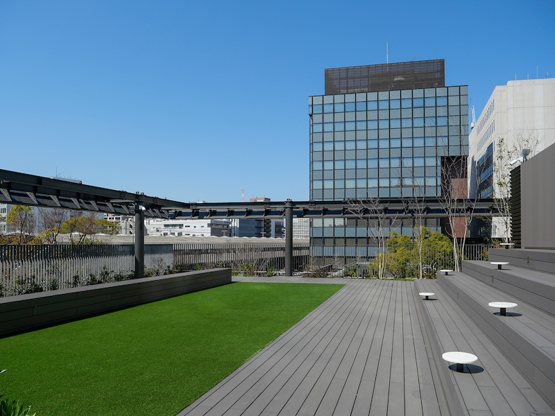 「THE LIVE」3階に併設のルーフガーデン（筆者撮影）