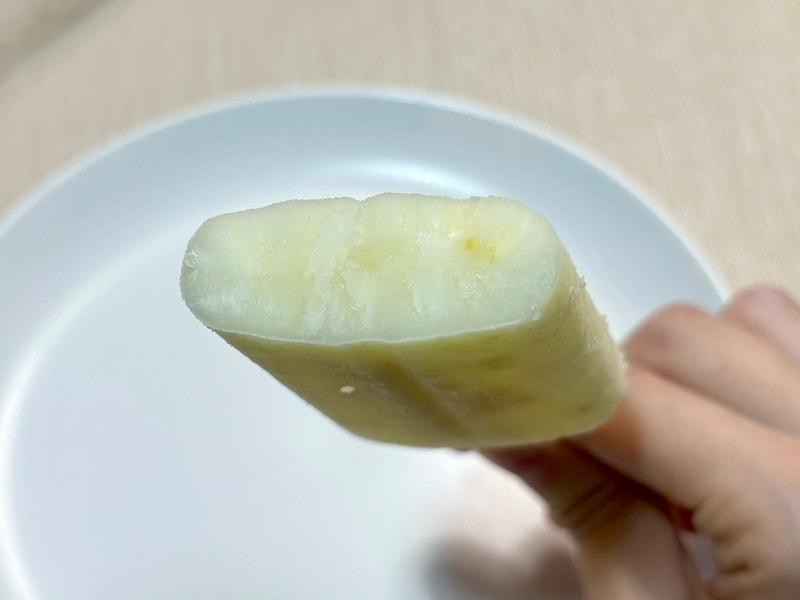 レモンピールのつぶつぶ食感がアクセントになっていておいしい