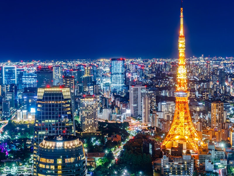 株価3万8000円超、失業率2%台。あの熱狂は本当に「潰すべき悪」だったのか。 (※サムネイル画像:PIXTA)
