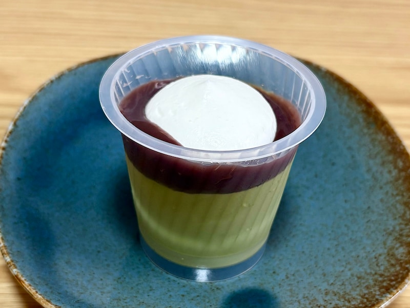 「宇治抹茶ミルクプリン」194円（税込）   