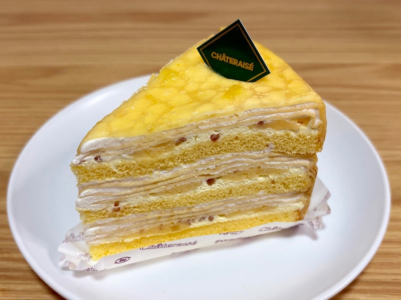 「瀬戸内レモンとはちみつのクレープケーキ」453円(税込)