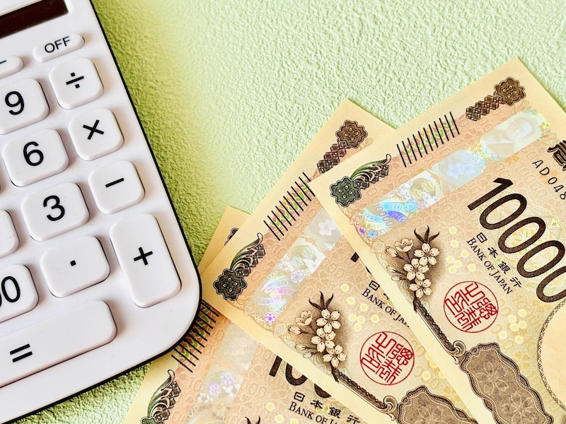 お小遣いの“渡し方”で金運が上がる!? ※画像：PIXTA