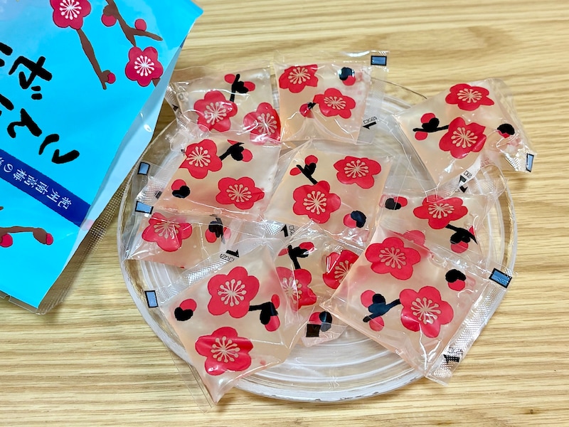 梅のイラスト入りパッケージがかわいい！ 
