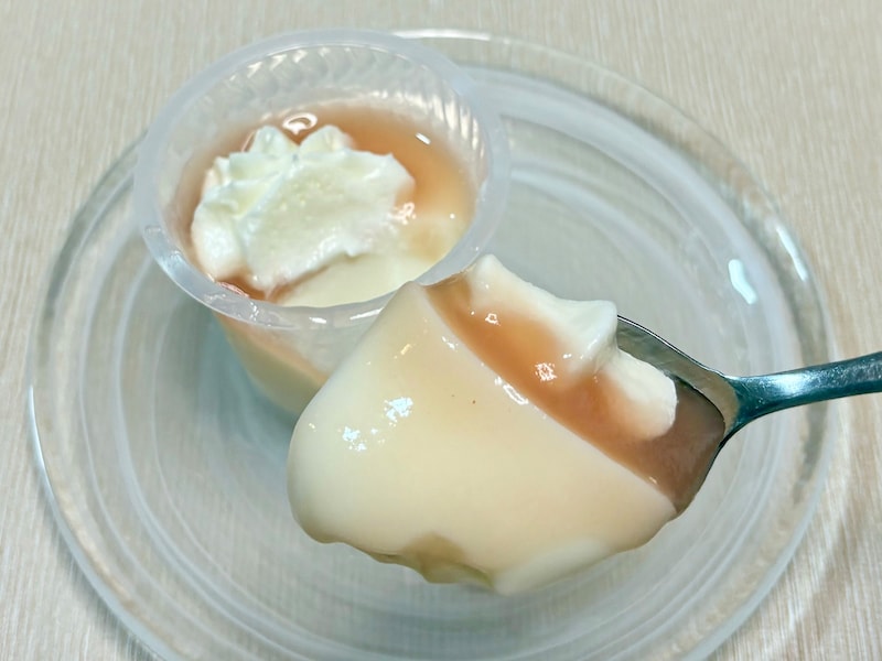 白桃の濃厚な甘み×ミルキーな杏仁豆腐が絶品！ 