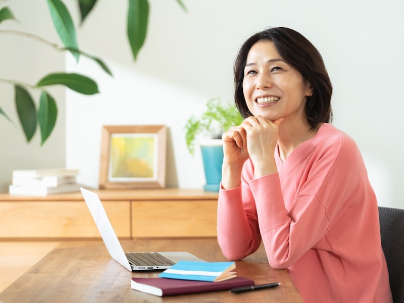 女性