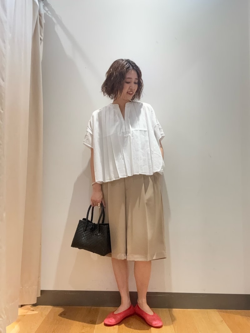 【OKコーデ】ふくらはぎを出すと涼しく過ごせます　出典：WEAR