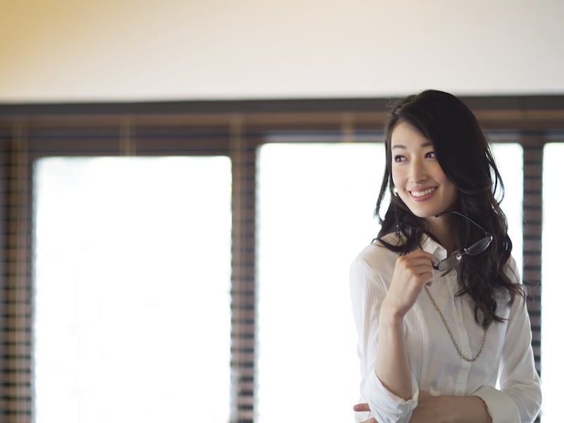 一生貧乏な人は「届いた商品」を開かない※サムネイル画像：amanaimages