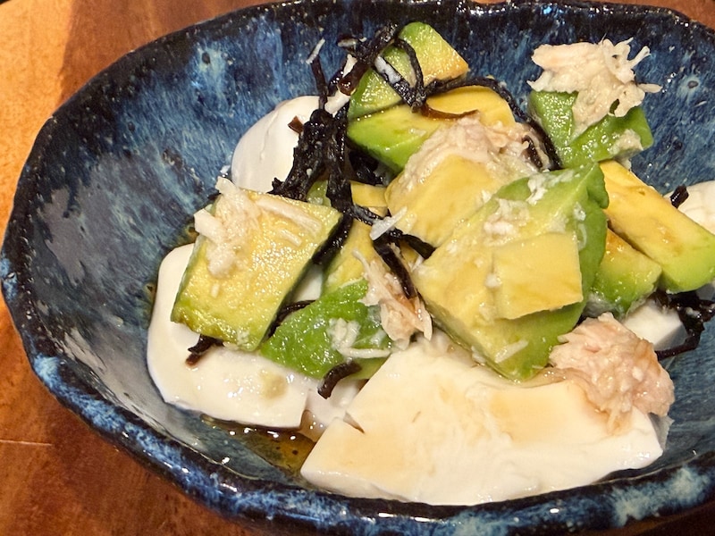 ツナと塩昆布のアボカド豆腐あえ