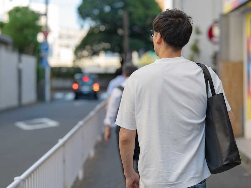 セール品を買いに来たのに……? ※画像:PIXTA