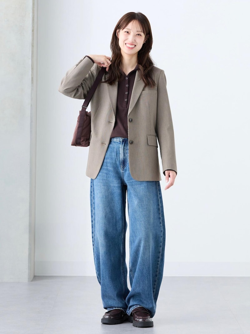 ジャケット合わせで「きれいめカジュアル」に! 出典:StyleHint