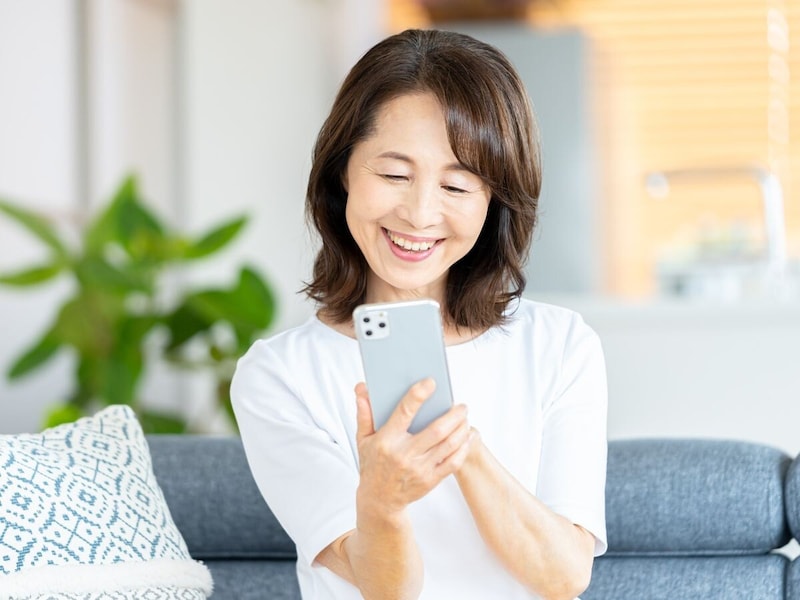 個人向け国債_60代女性