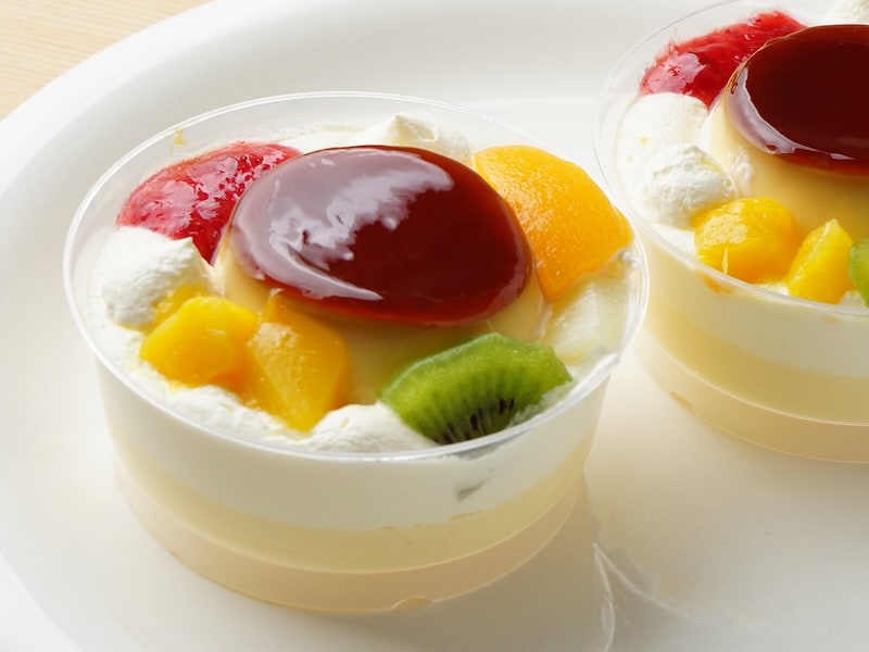 「フルーツのせプリン」で夫婦仲が険悪に!?（画像：PIXTA）
