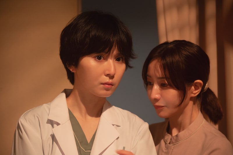 松岡茉優と田中みな実