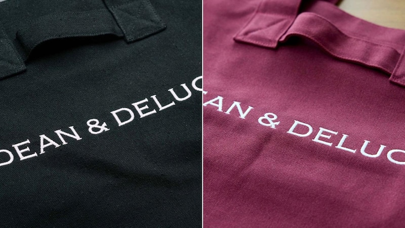「ワイングロサリーバッグ」のブラック（左）とワインレッド（画像出典：DEAN & DELUCA）