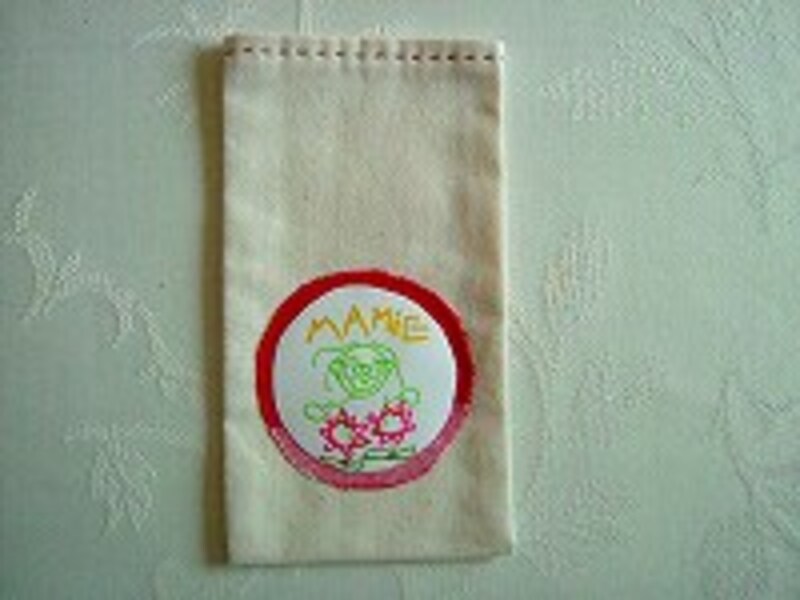 ブーツ型メガネ入れ