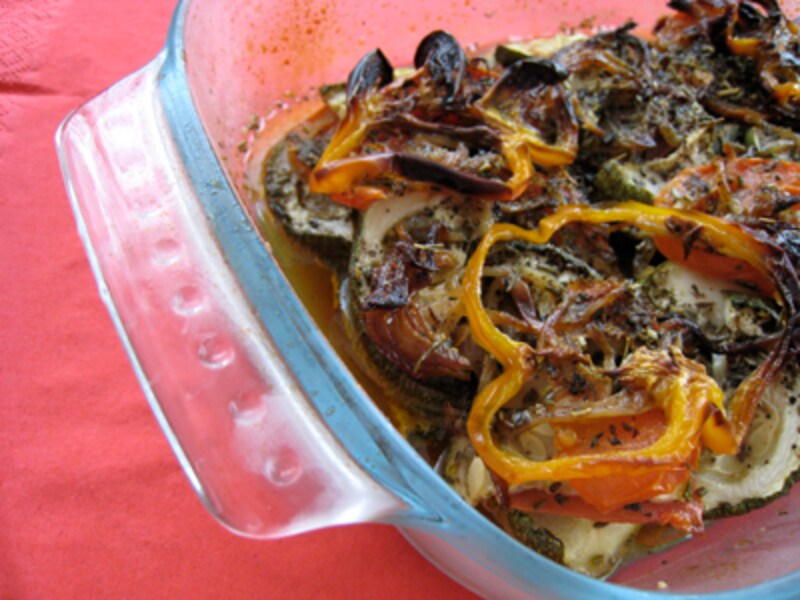 ズッキーニとトマトのオーブン焼きサラダ