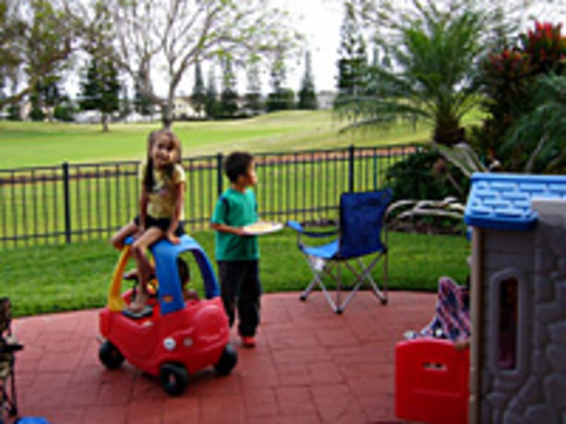 BBQパーティの庭