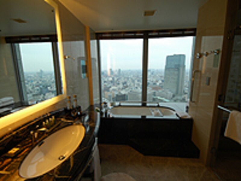 シャングリ・ラ ホテルのバスルーム