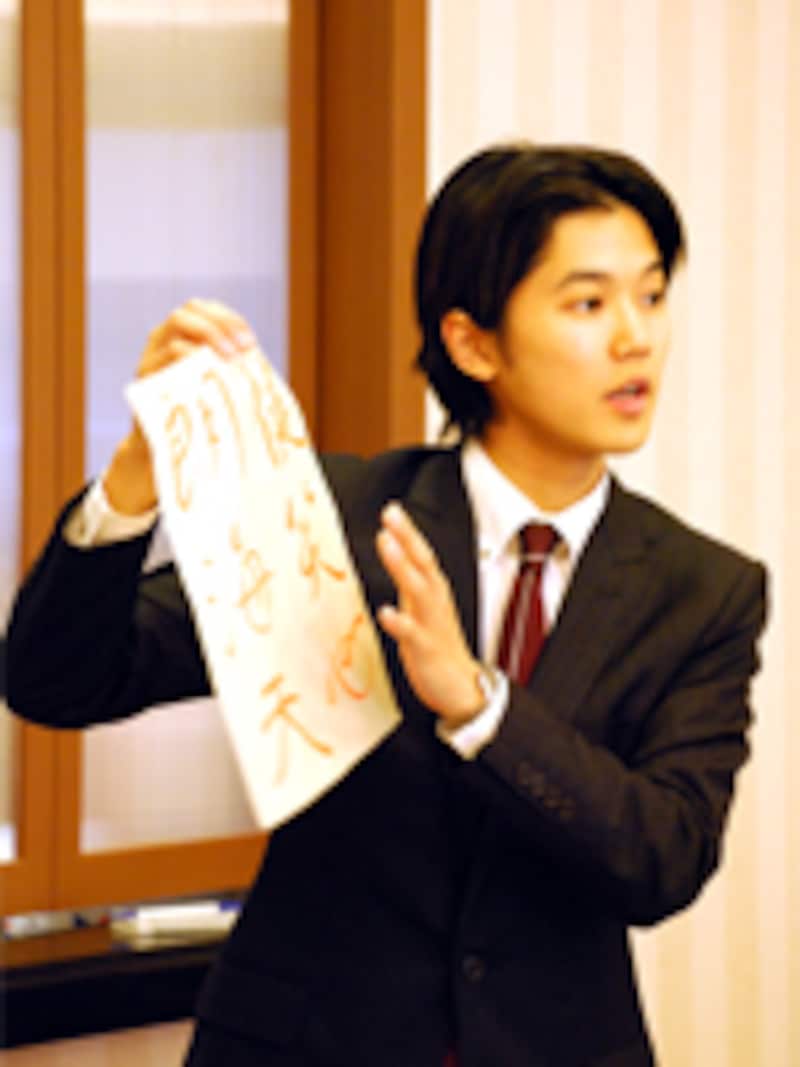 東宮たくみ先生