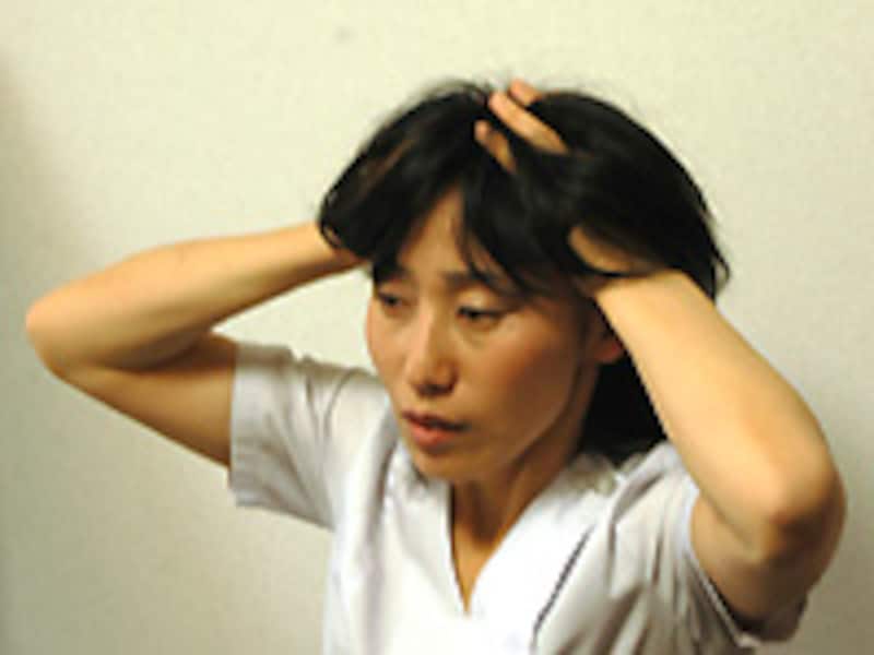 セルフヘッドマッサージ