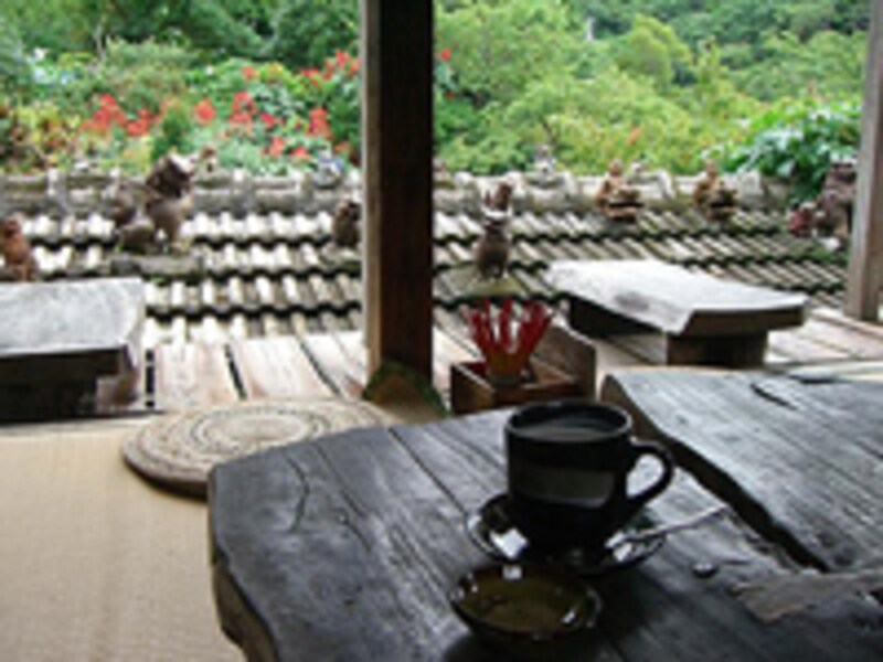 やちむん喫茶シーサー園