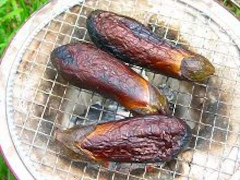 ナスを焼く