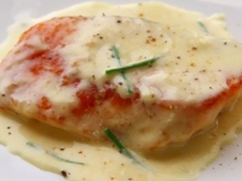 鮭のウイスキークリームソース