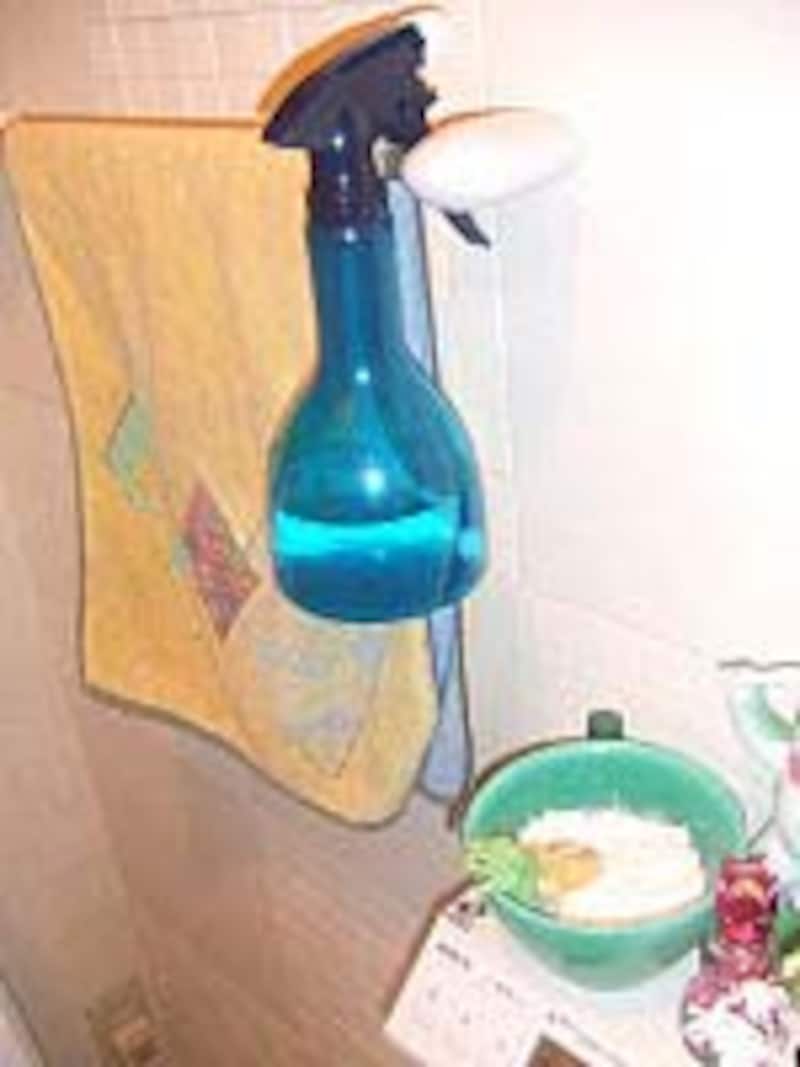 用意するのはスプレー容器のみ