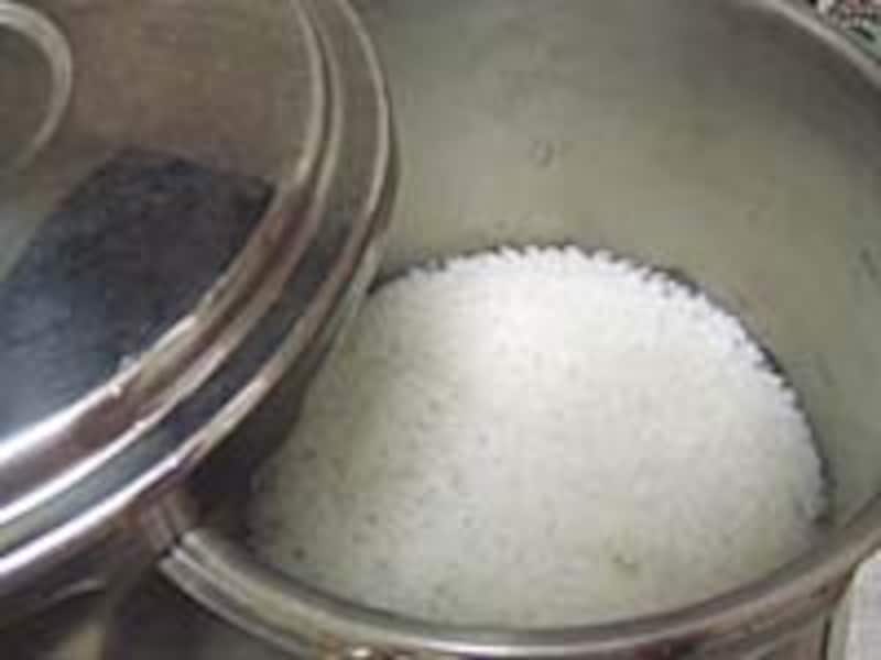 炊きあがりはもちもちと腰のあるおいしさです。