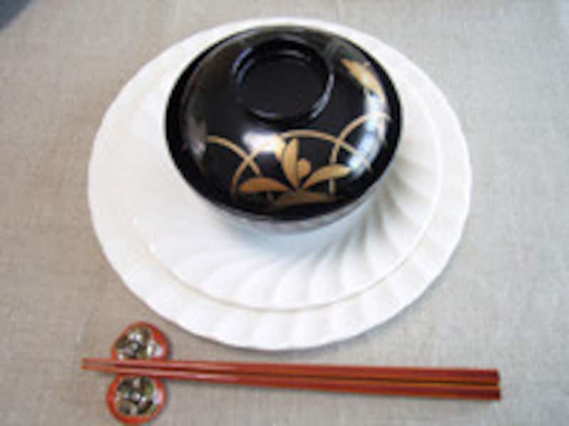 食器の使い方次第！おしゃれなテーブルコーディネートの盛り付け例