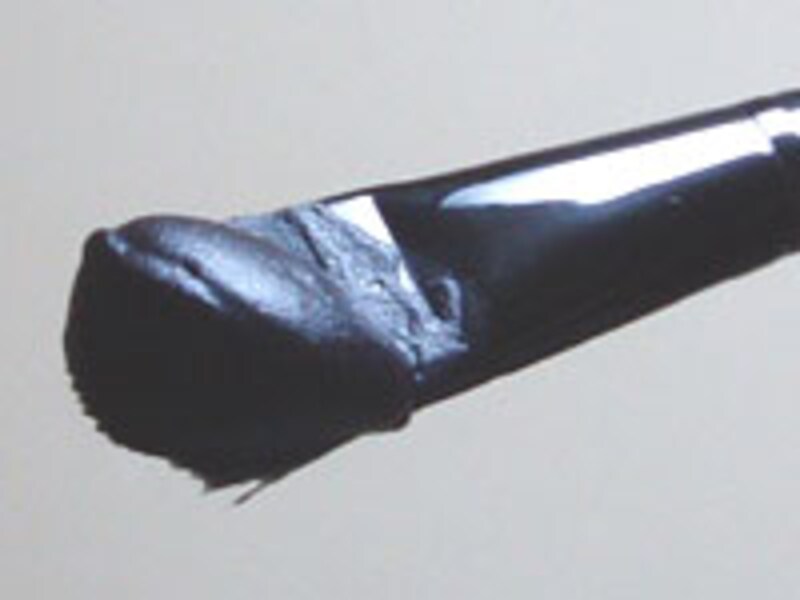 ふわふわなテクスチャーは微粒子でできたマイクロスポンジ