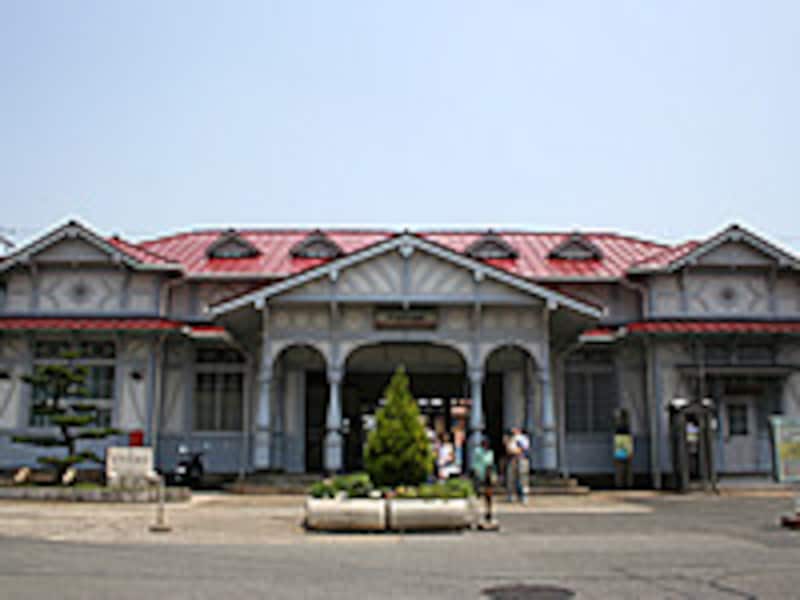 浜寺公園駅舎