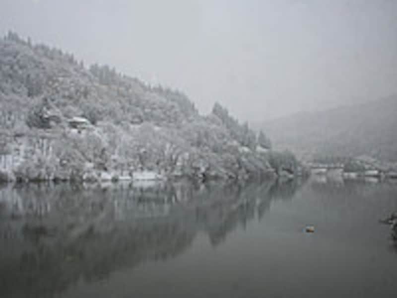 水墨画のような景色