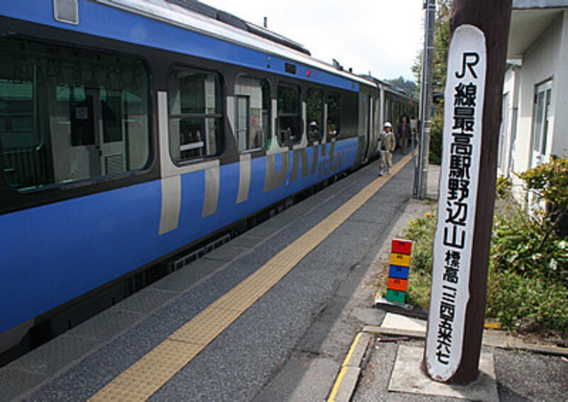 野辺山駅のキハE200